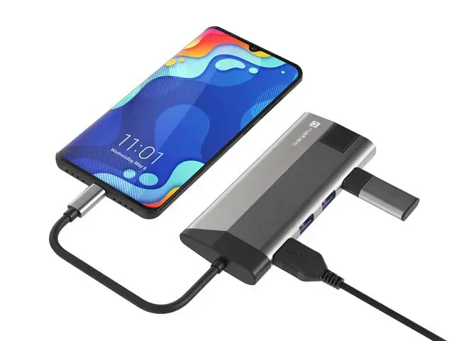NATEC daugiaportis "Fowler Plus" USB-C->HUB USB 3.0 3x HDMI 4K USB-C PD RJ45 SD Micro SD