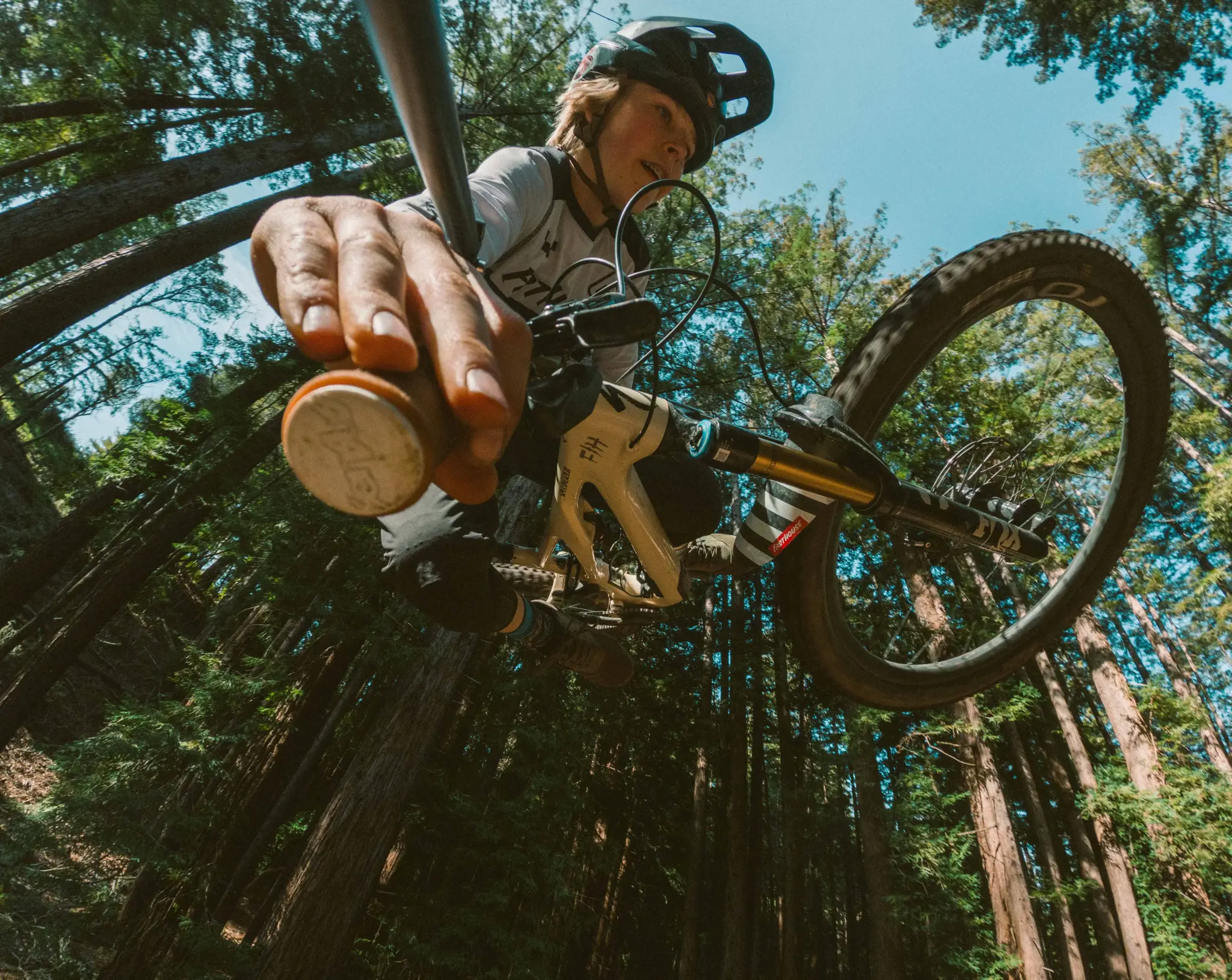 "GoPro Boom" + lipnūs laikikliai