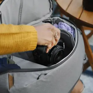 "Peak Design" kasdienė kuprinė Zip V2 20L, peleninė