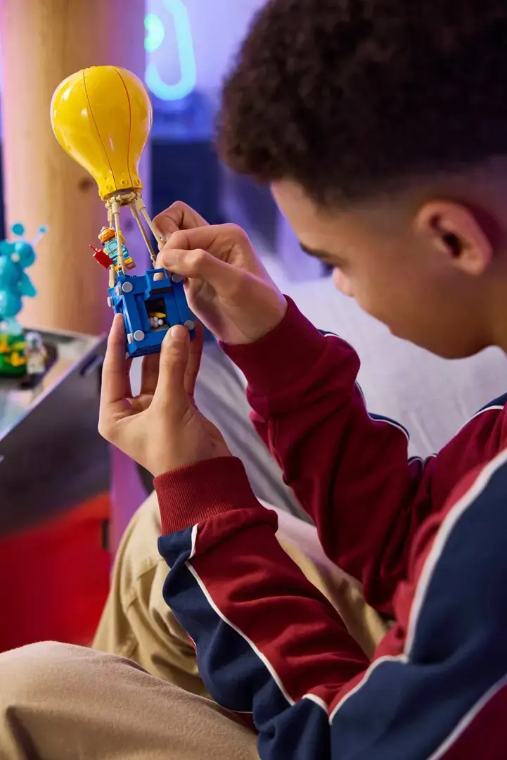 LEGO FORTNITE 77080 Supply Drop