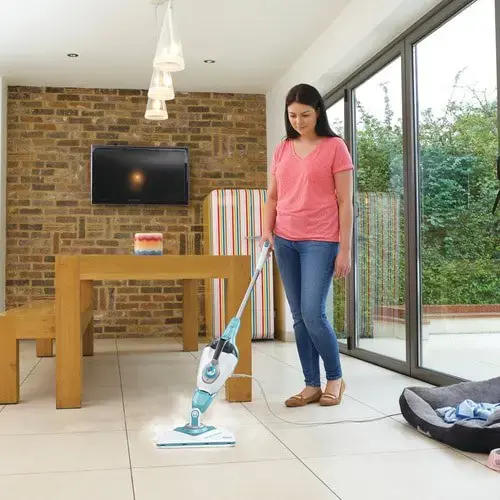 "Black & Decker" BHSM1610DSM Nešiojamasis garų valytuvas 0,5 l 1600 W Aqua spalva, baltas