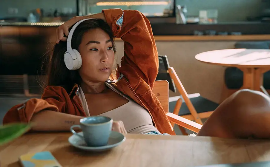 JBL belaidės ausinės "Tune 520BT", baltos spalvos