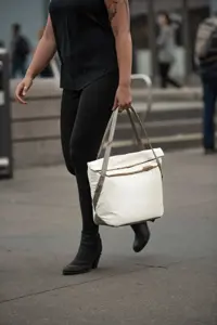 Peak Design krepšys per petį Everyday Tote V2 15L, kaulo spalvos