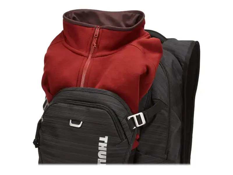 "Thule Construct CONBP-116 Black", "City", "Man", 39,6 cm (15,6"), Nešiojamojo kompiuterio skyrius, Neperšlampamas, Nailonas