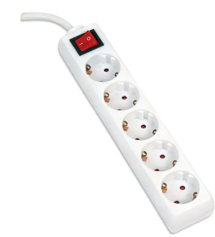 Omega extension cord OL5G15W 1.5m, white