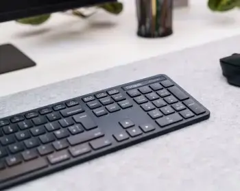 TARGUS ECOSMART FULL SIZE WIRELESS KEYBOARD (NO)