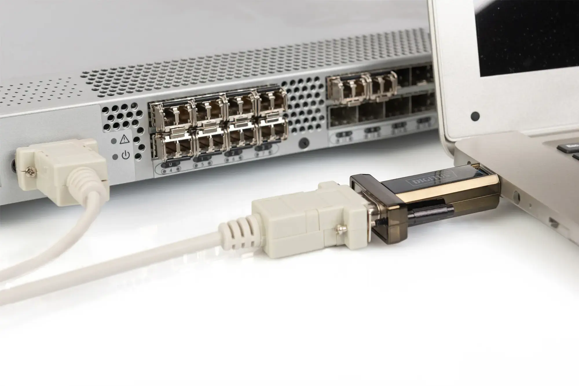 DIGITUS USB2.0 nuoseklusis adapteris