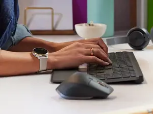 "Logitech MX Master 3s" verslui, dešiniarankis, lazerinis, RF belaidis + "Bluetooth", 8000 DPI, grafito spalvos