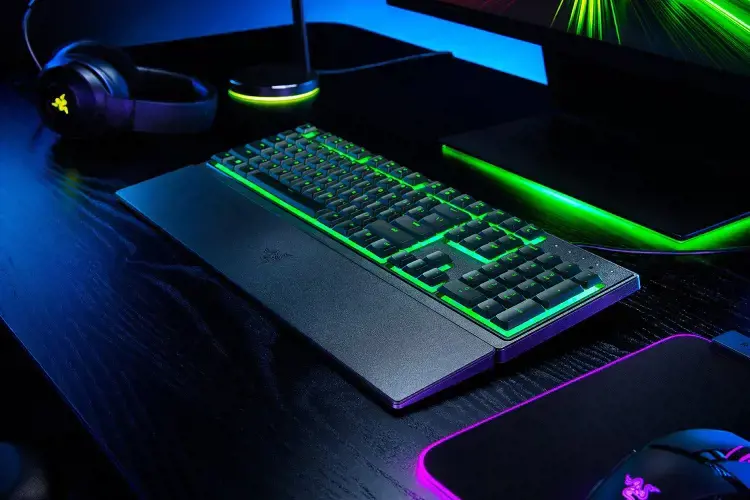 Klaviatūra Razer Ornata V3 X Black
