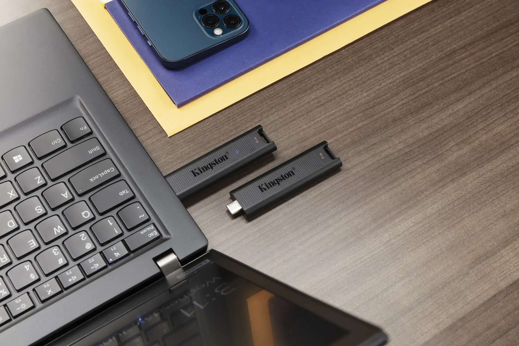 KINGSTON 1 TB USB 3.2 Gen 2 "DataTraveler Max