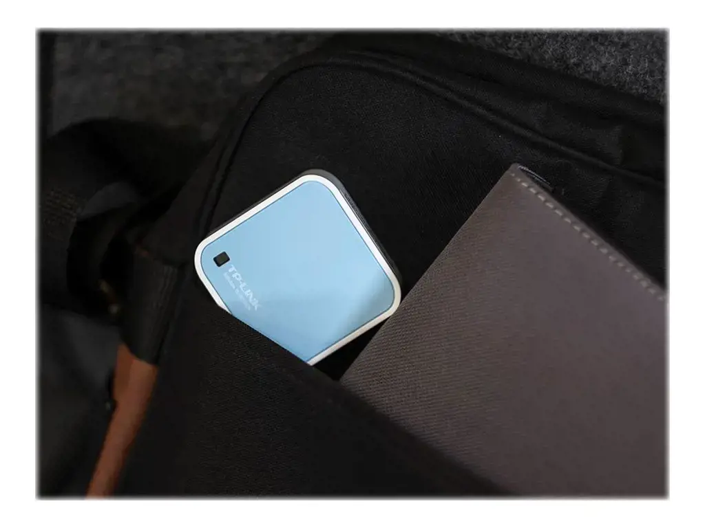 "TP-Link" 300Mb/s belaidis N kelioninis Wi-Fi maršrutizatorius, "Wi-Fi 4" (802.11n), vienos juostos (2,4 GHz), Ethernet LAN, 4G, mėlynas, baltas, stalinis maršrutizatorius