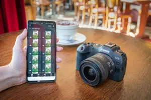 Canon EOS R8 + RF 24-50mm F4.5-6.3 IS STM Kit, 24.2 MP, 6000 x 4000 pixels, CMOS, 4K Ultra HD, Touchscreen, Black