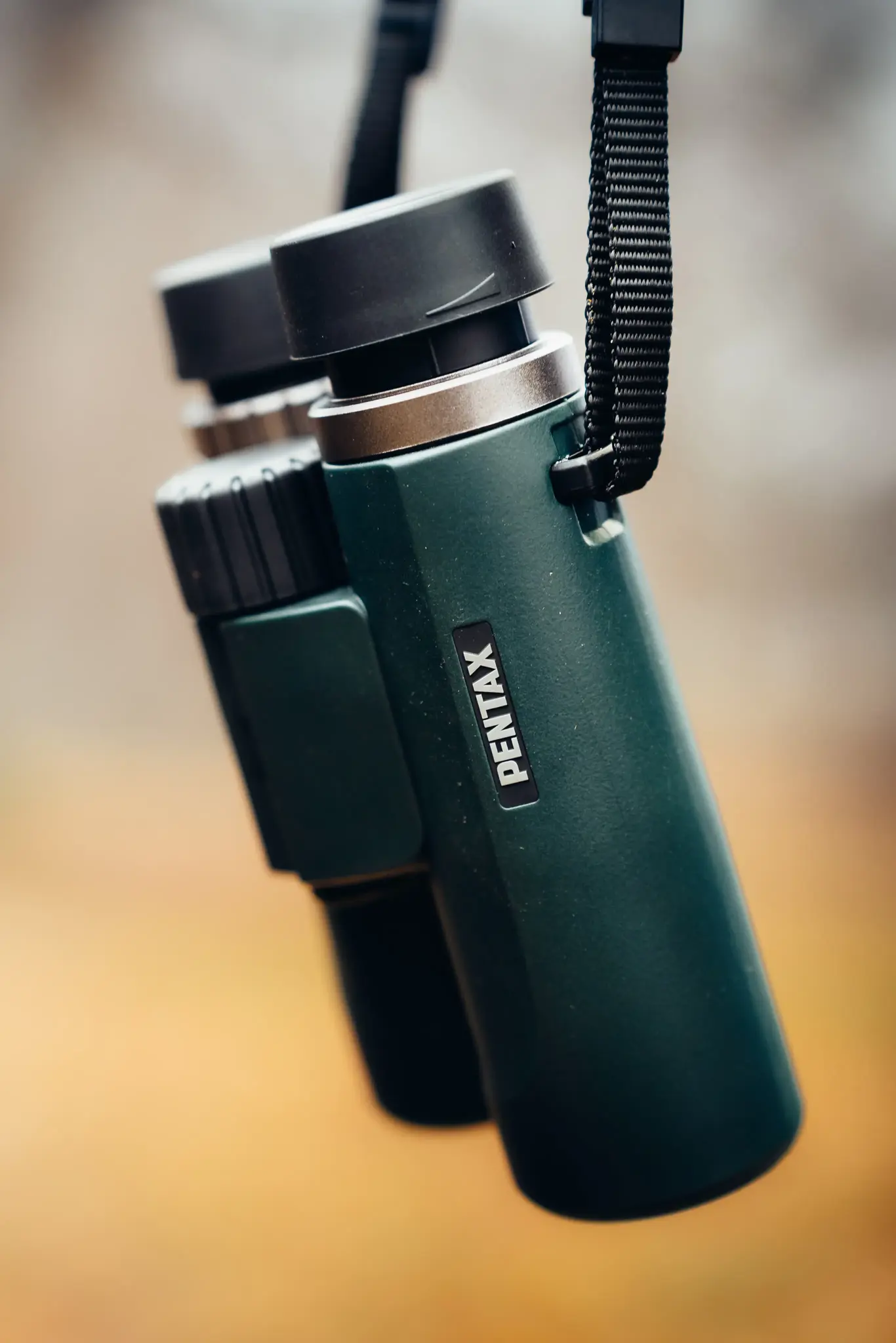 "Pentax" žiūronai AD 8x25 WP