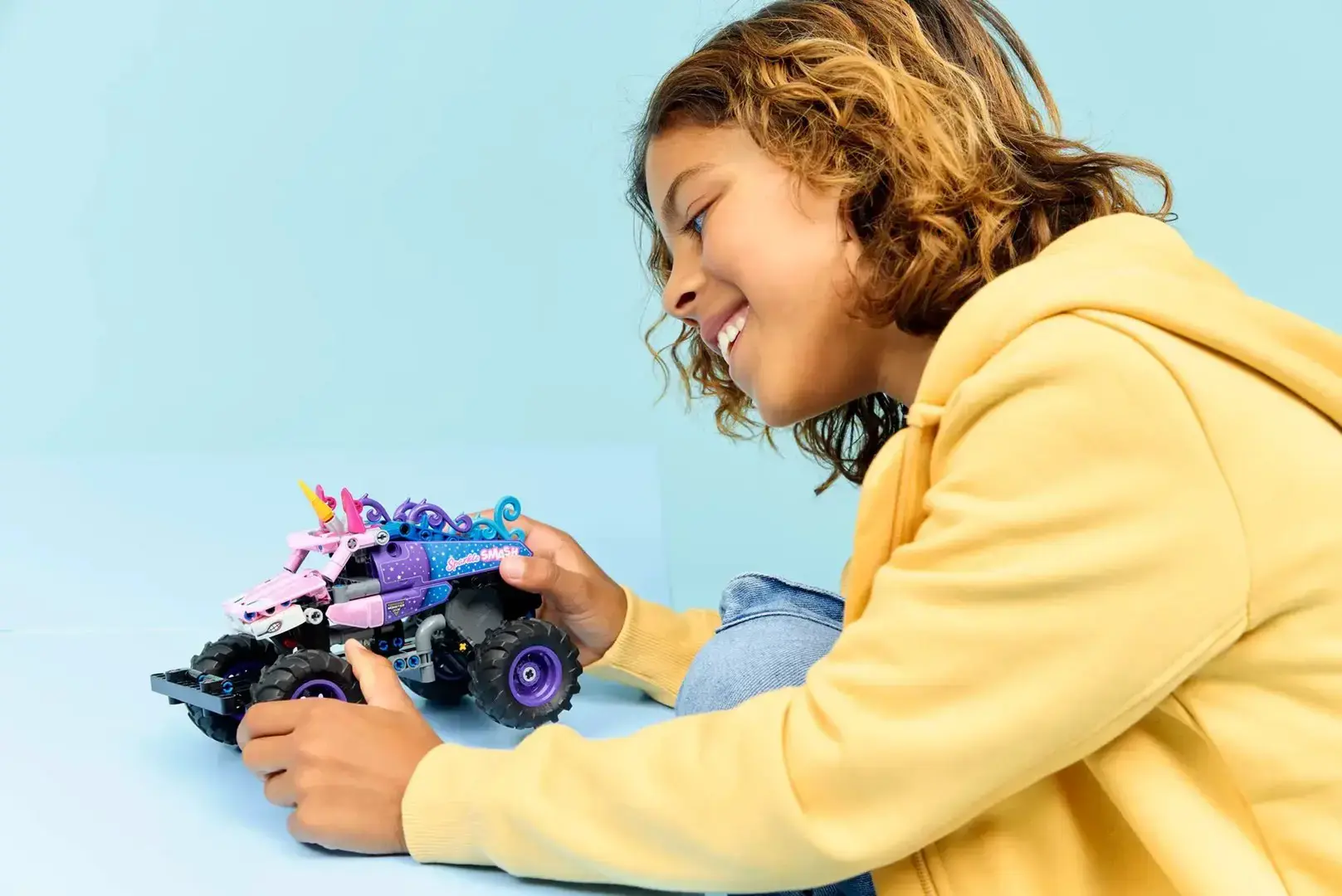 LEGO TECHNIC 42220 Monster Jam Sparkle Smash Pull-Back