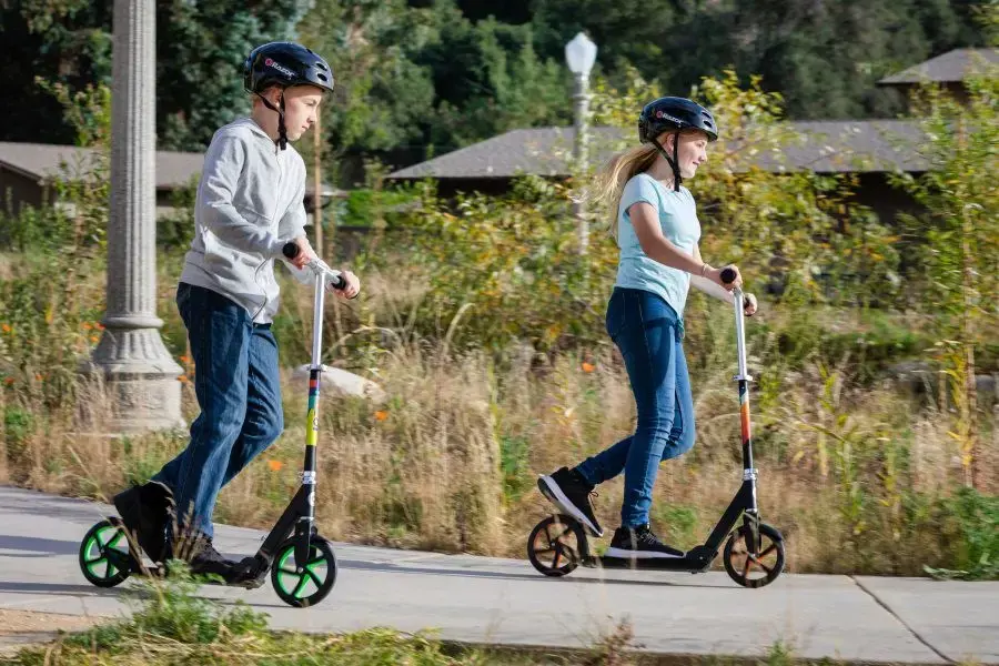 Paspirtukas Razor 13073033, Žalia