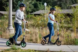 Paspirtukas Razor 13073033, Žalia