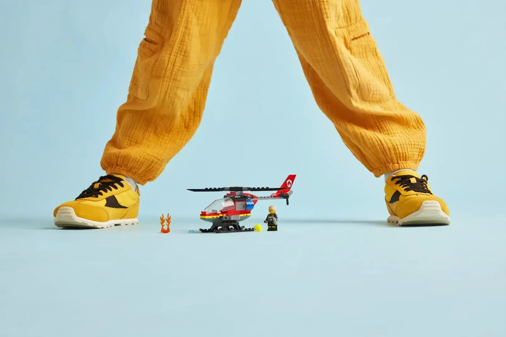 LEGO CITY 60411 FIRE RESCUE HELICOPTER