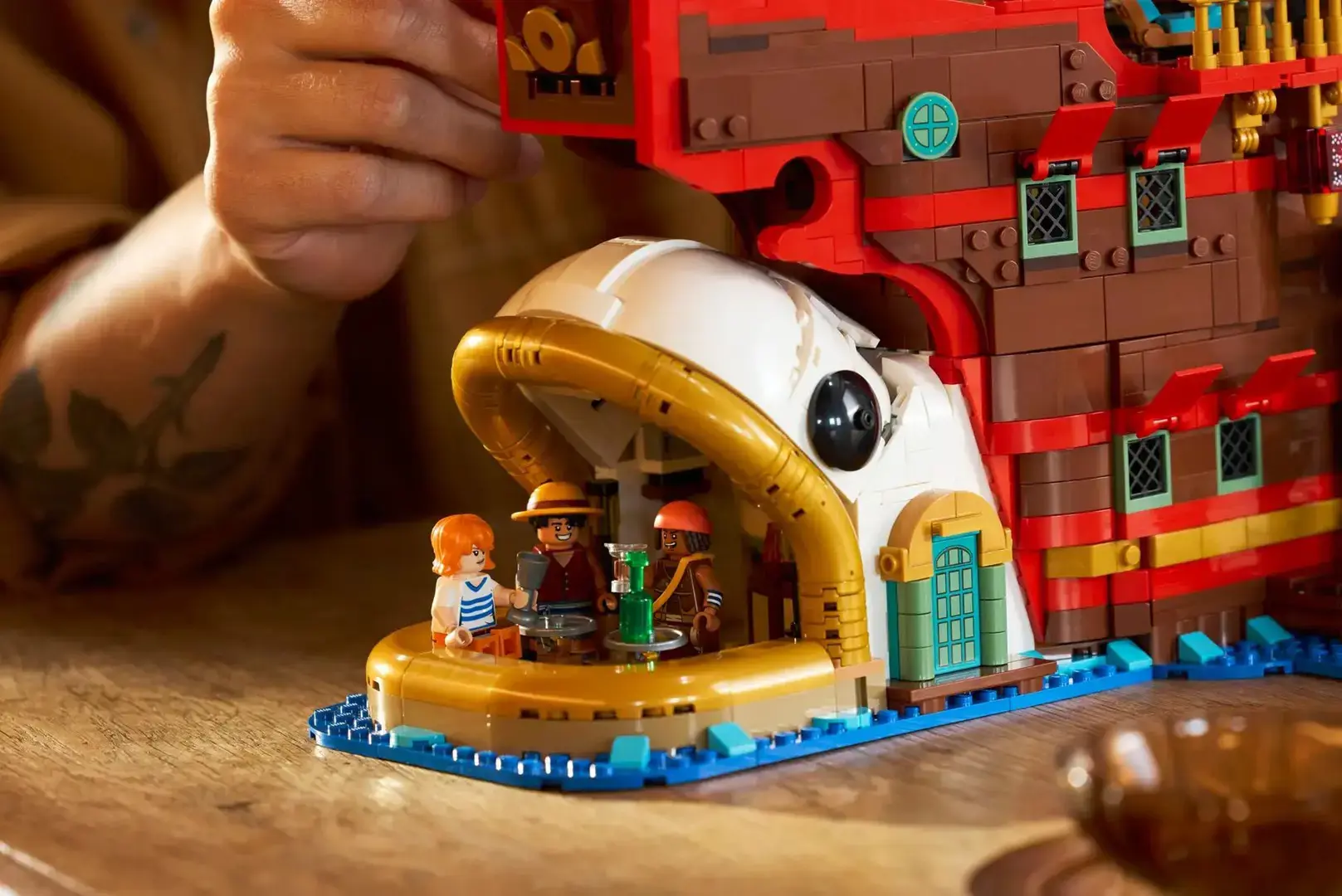 LEGO ONE PIECE 75640 The Baratie Floating Restaurant