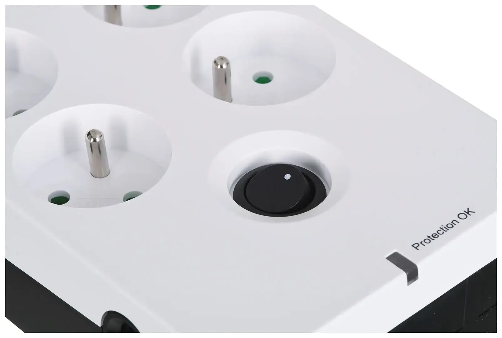 "Eaton" apsaugos dėžutė 6 FR, 6 kintamosios srovės lizdai, E tipas, 220-250 V, 50-60 Hz, 10 A, 2500 W