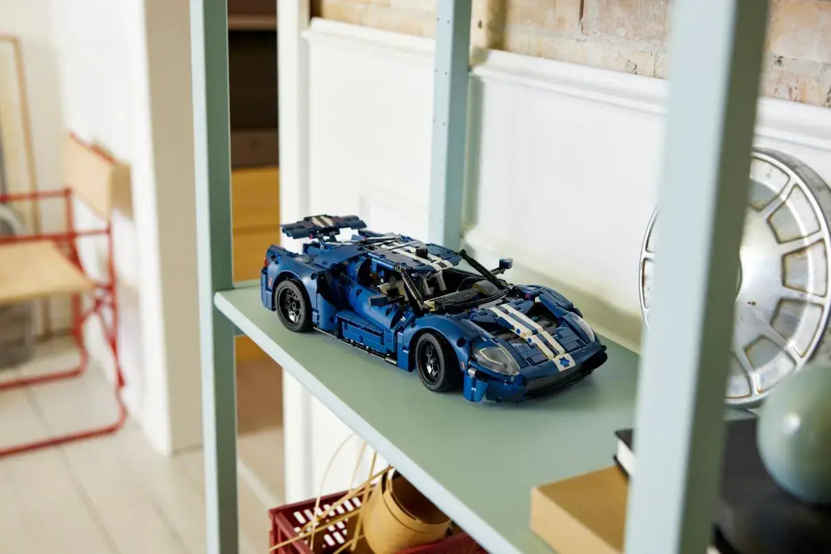 LEGO TECHNIC 42154 FORD GT (2022)