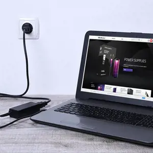 QOLTEC 51508 Nešiojamojo kompiuterio kintamosios srovės maitinimo adapteris Qoltec f Asus 45W 19V 2.37A 3.0x1.0