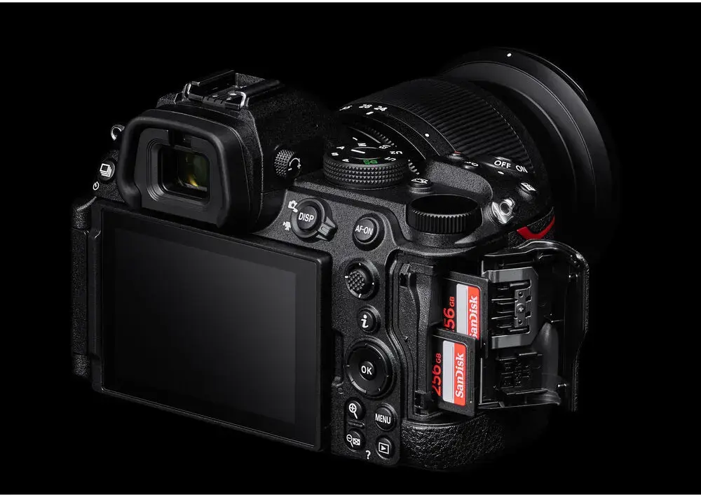 Nikon Z5 II + 24-105mm f/4-7.1 Kit