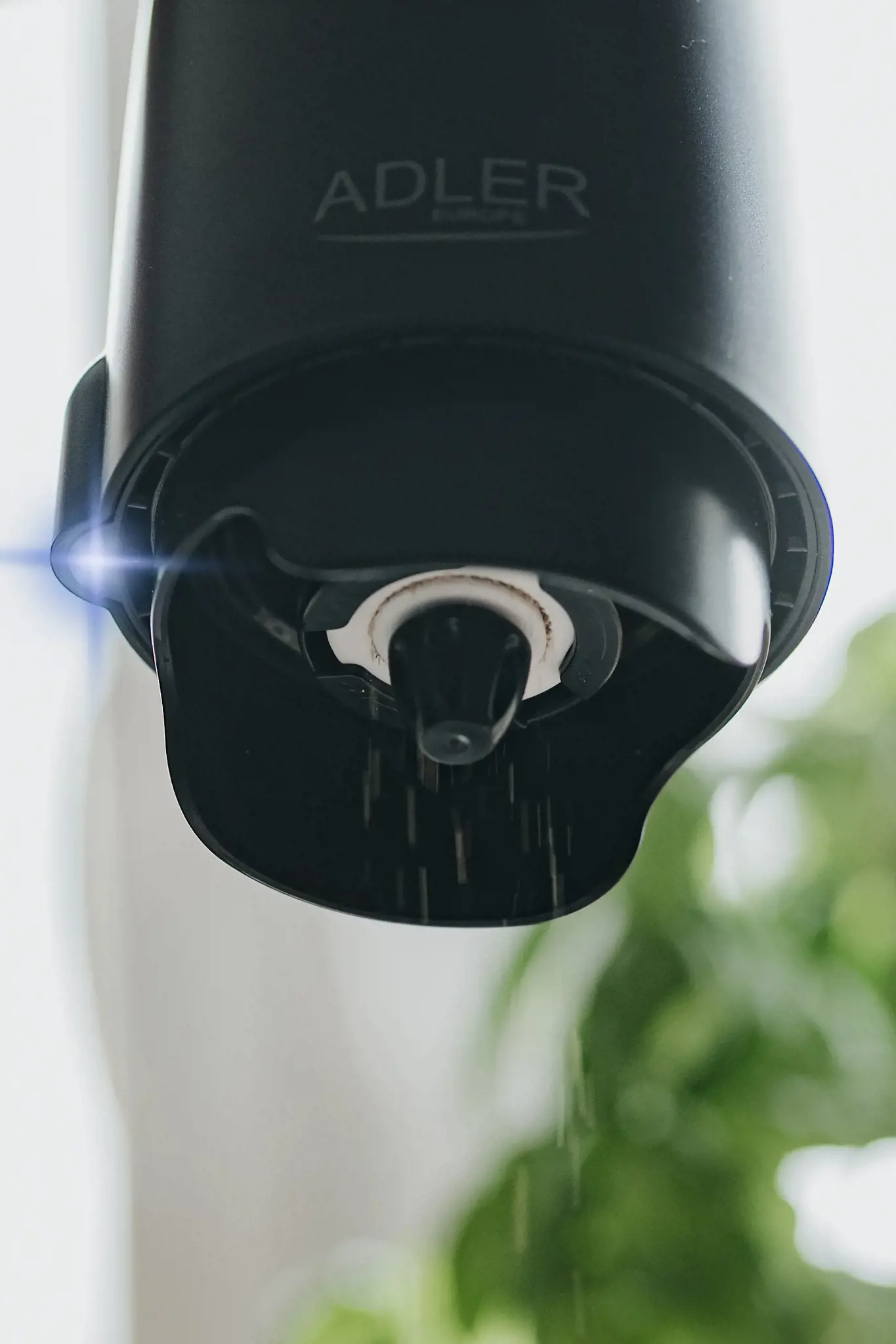 Adler elektrinis druskos ir pipirų malūnėlis AD 4449b 7 W, korpuso medžiaga ABS plastikas, litis, matinės juodos spalvos