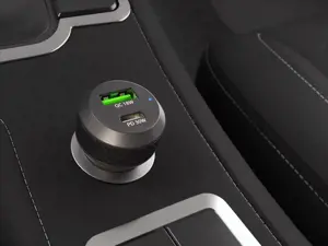 NATEC automobilinis įkroviklis Coney 2x USB 1x USB-C PD 3.0 84W QC3.0
