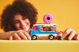 LEGO CITY 60452 Doughnut Truck