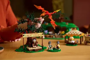 LEGO ICONS 10354 The Lord of the Rings: Shire