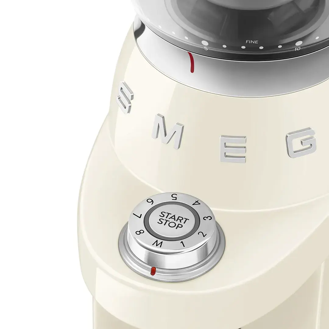 Kavamalė SMEG CGF03CREU