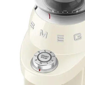 Kavamalė SMEG CGF03CREU
