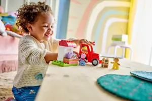 LEGO DUPLO 10468 Peppa Pig - Tractor and Market