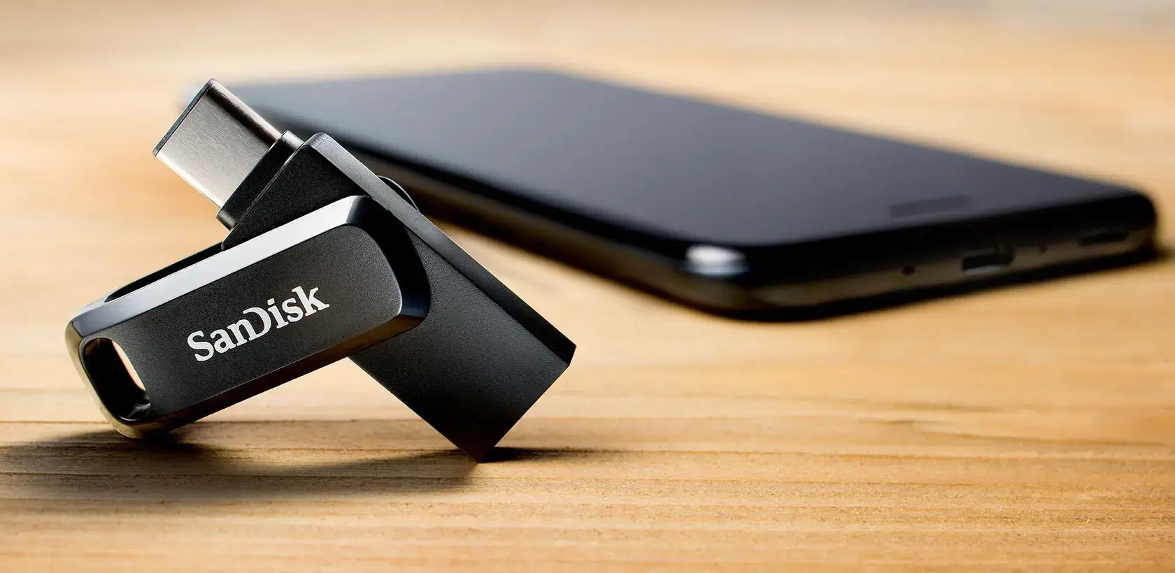 SANDISK 512 GB ULTRA DUAL DRIVE M3.0 micro-USB ir USB 3.0 jungtys