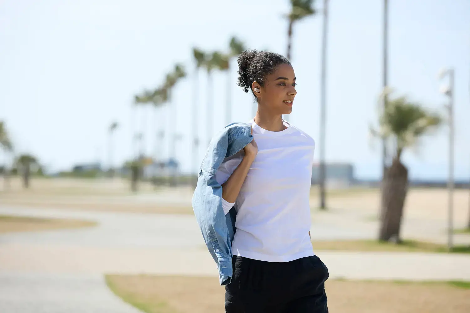 "Technics" belaidės ausinės EAH-AZ40M2EN, rožinio aukso spalvos