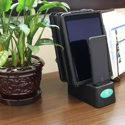 RAM Mounts GDS 4-Port Desktop Charger for IntelliSkin Products, Indoor, AC, Black