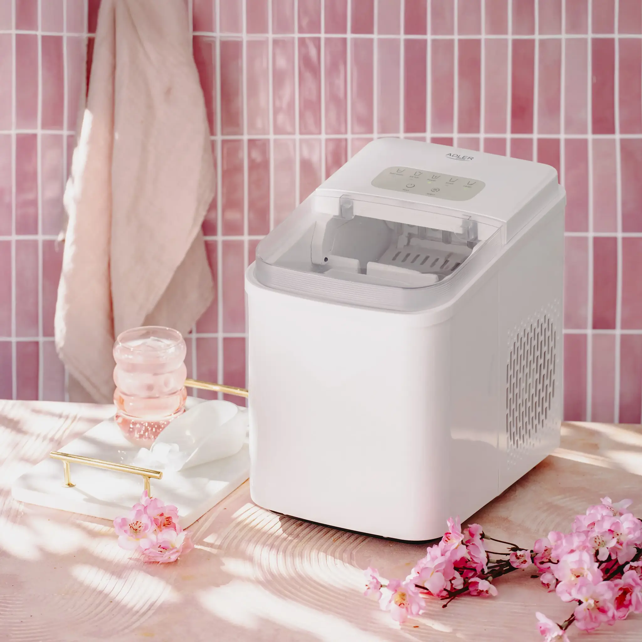 Adler Ice Cube Maker | AD 8800 | Power 105 W | Capacity 1.4 L | White