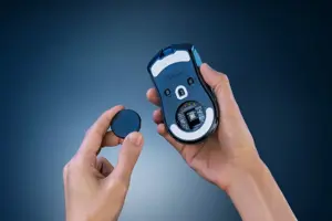 RAZER Cobra Pro pelė