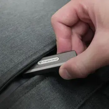 Išorinis SSD diskas TRANSCEND ESD330C 512 GB USB-C 3D NAND Įrašymo greitis 950 MBajtų/sek Skaitymo greitis 1050 MBajtų/sek TS512GESD330C