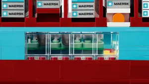 LEGO 40955 Maersk Dual-Fuel Container Vessel