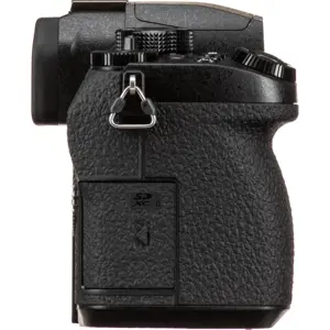 Panasonic Lumix DC-G90 + 12-60MM F/3.5-5.6