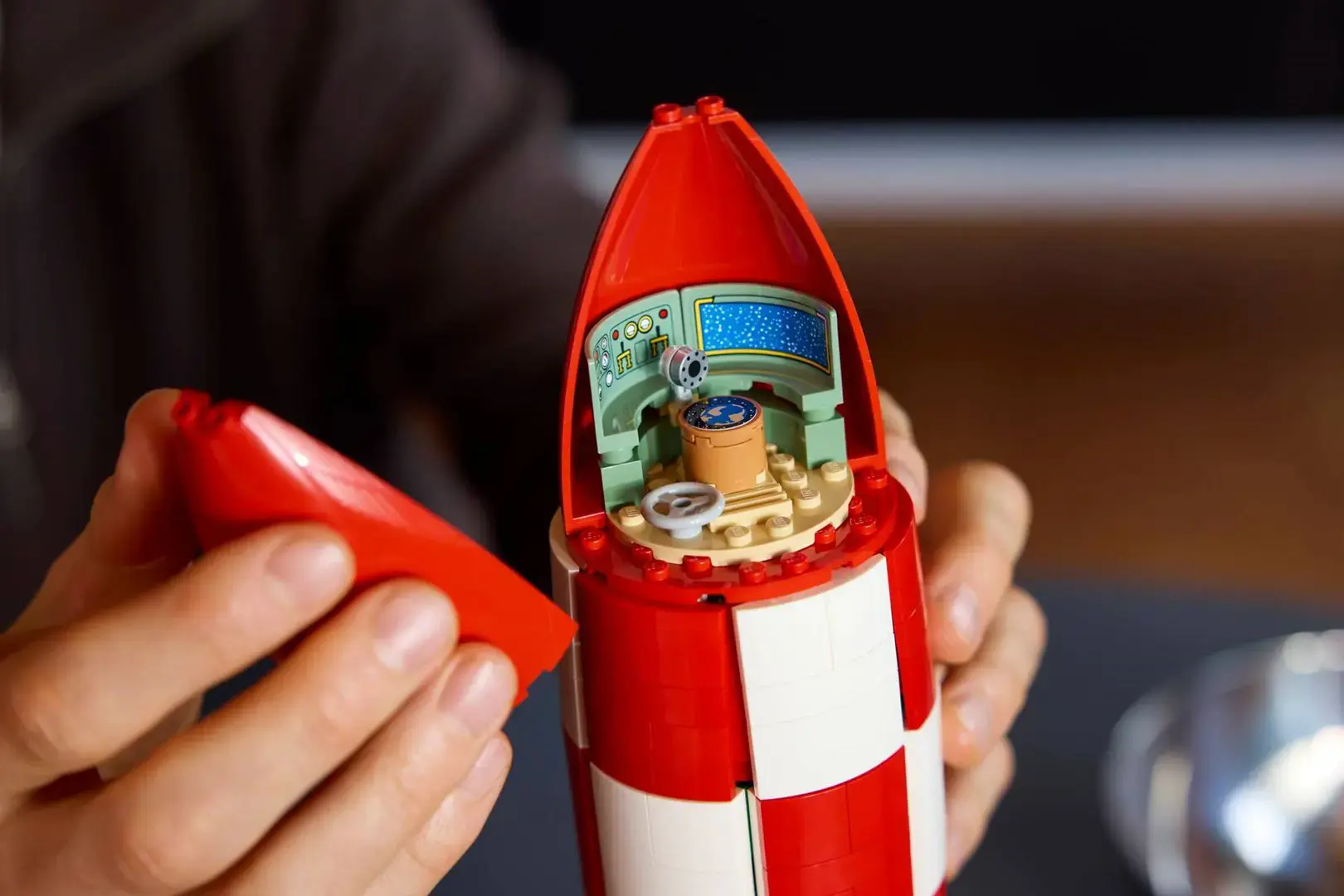 LEGO IDEAS 21367 Tintin Moon Rocket