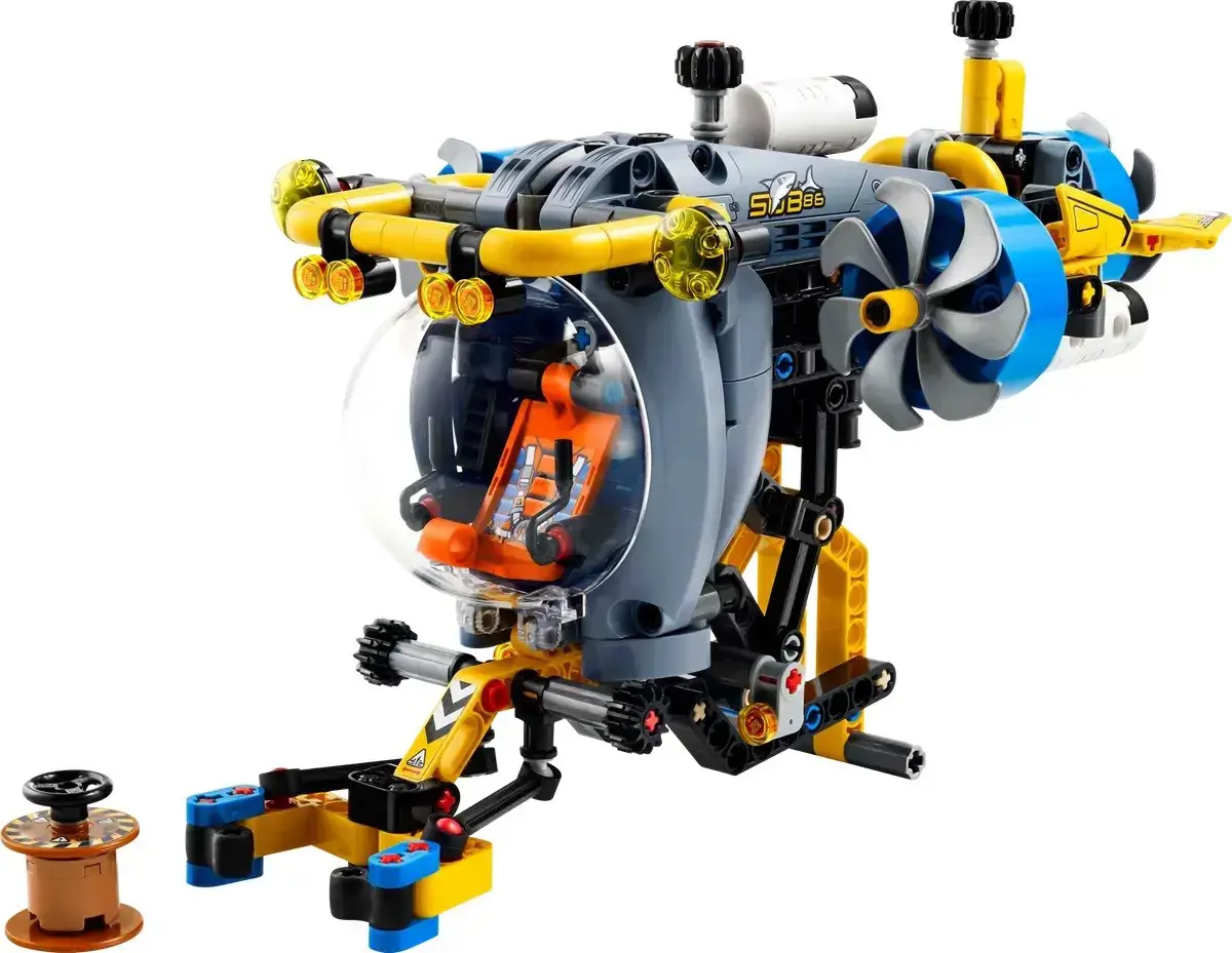 LEGO TECHNIC 42201 Deep Sea Research Submarine