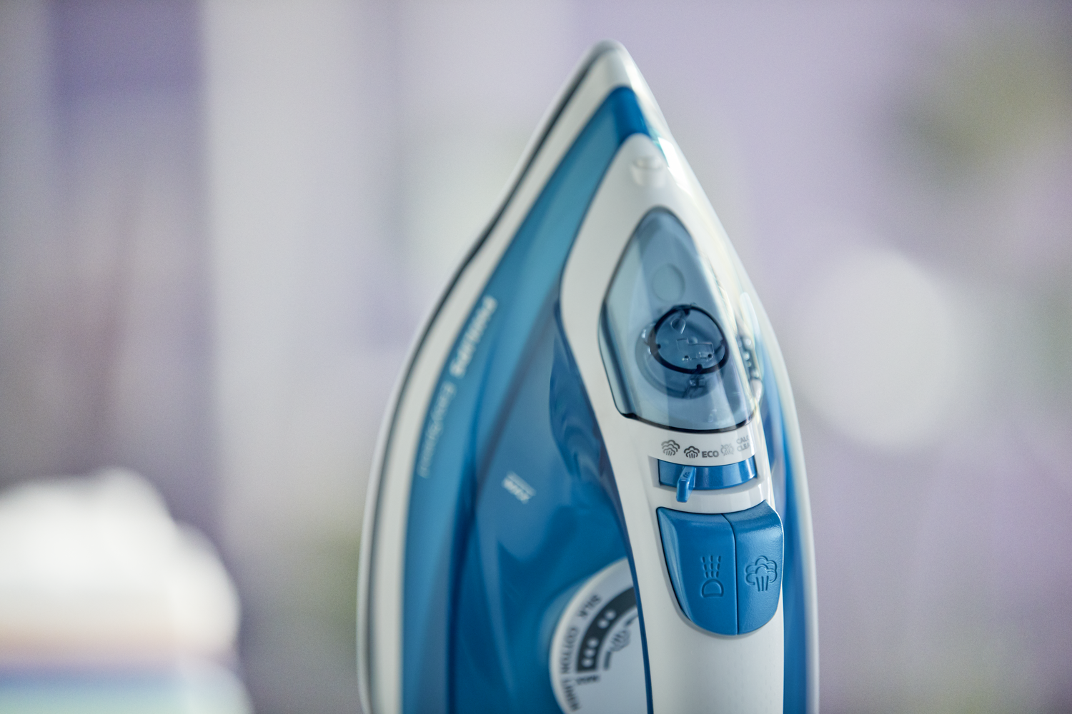 "Philips EasySpeed" garų lygintuvas Garų stiprinimas iki 100 g, garų lygintuvas, keraminis padas, 1,9 m, 100 g/min, mėlynas, baltas, 25 g/min