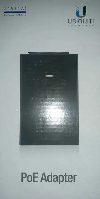 UBIQUITI POE-24-24W "Ubiquiti PoE-24" pasyvusis PoE adapteris ES, 24V 1A, apsauga nuo įžeminimo/ESD, 24W