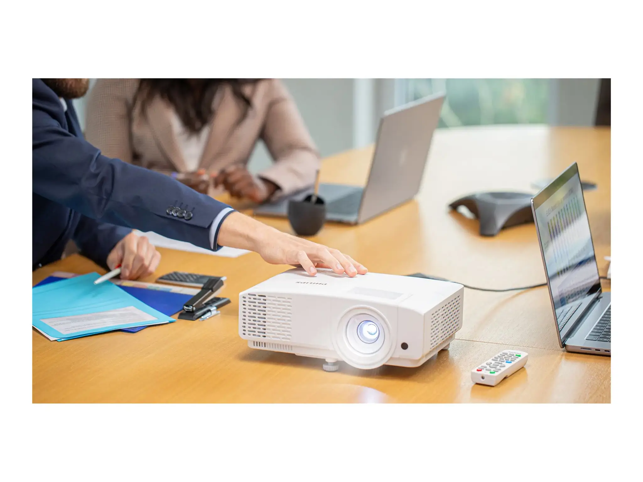 Philips | ProPix 850 | Full HD (1920x1080) | 4000 ANSI lumens | White