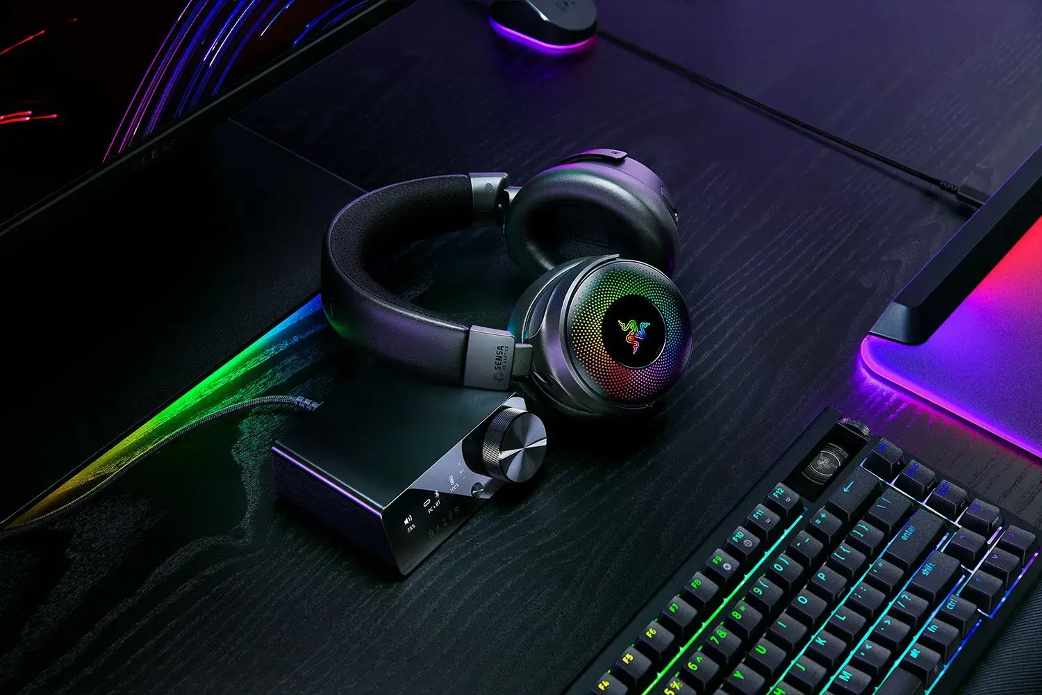 Razer Gaming Headset | Kraken V4 Pro | Bluetooth | Over-ear | Microphone | Wireless | Black