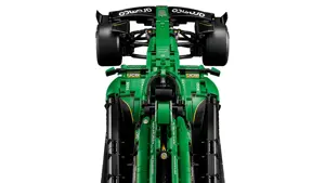 LEGO TECHNIC 42240 Aston Martin Aramco AMR25 F1
