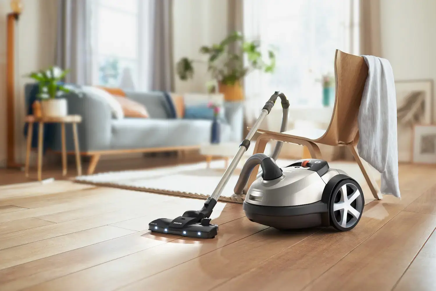 Philips Performer  8000 Series Bagged vacuum cleaner XD8152/12, 900W, TriActive