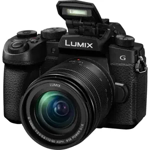 Panasonic Lumix DC-G90 + 12-60MM F/3.5-5.6